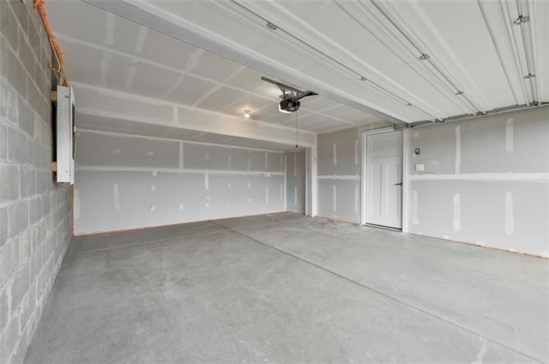 1245 Bedford Road, #2083A, North Huntingdon, PA 15642