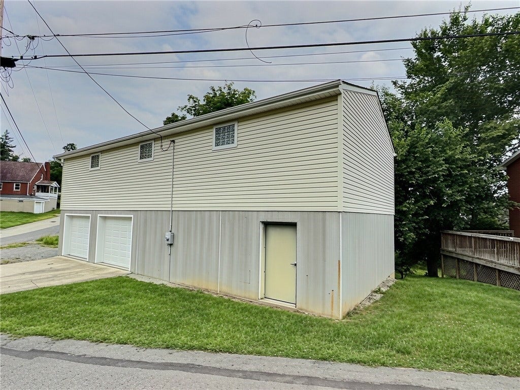 437 E Prospect Ave, Washington, PA 15301