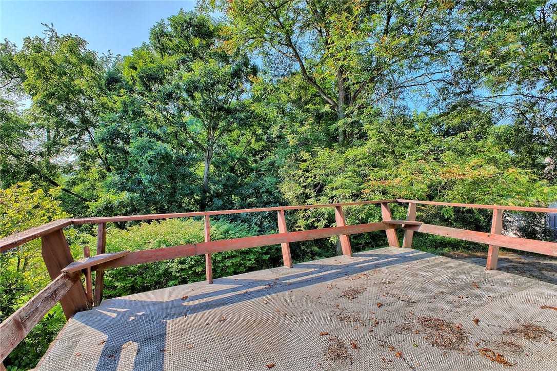 109 Bryan Drive, Greensburg, PA 15601