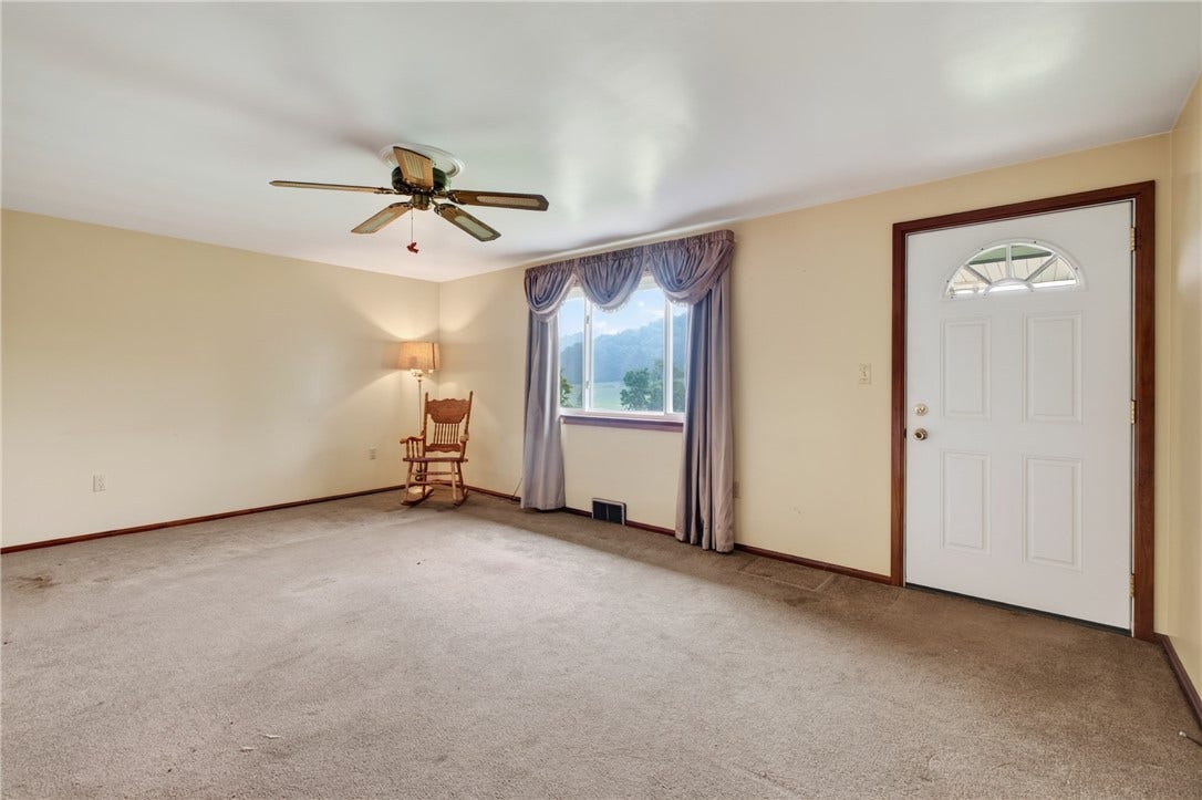 323 Albrights Lake Road, Greensburg, PA 15601