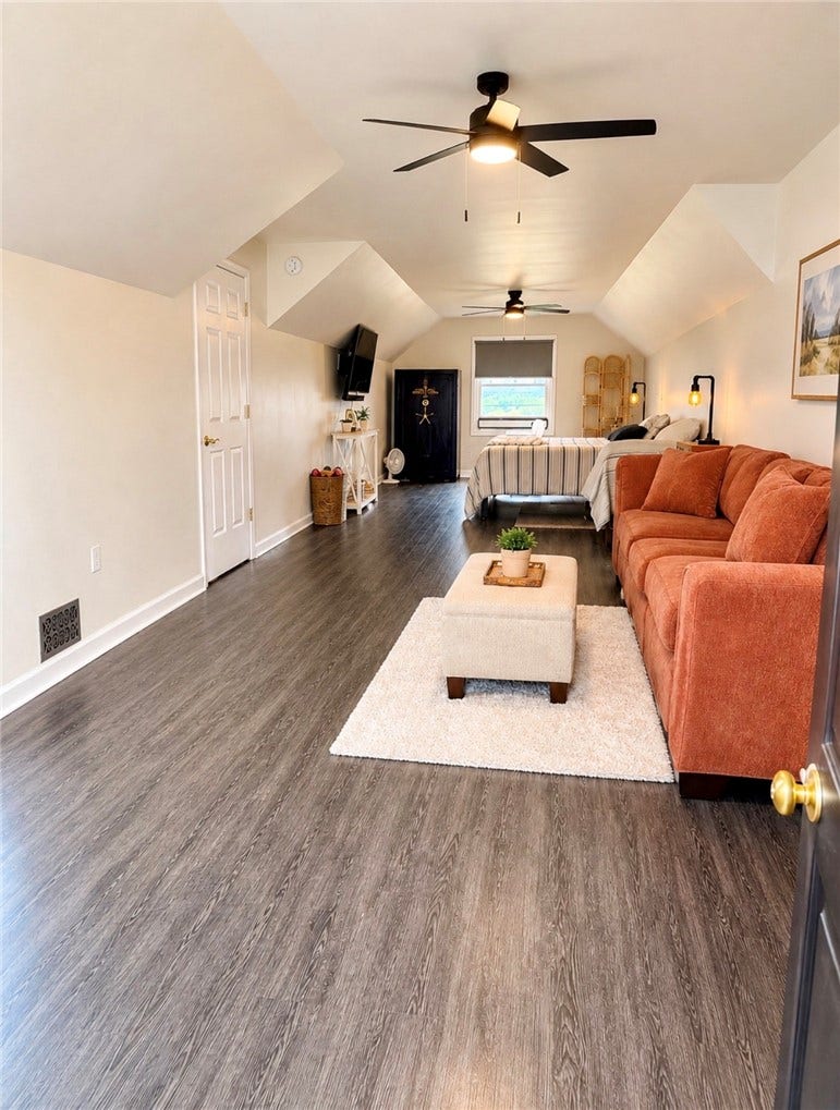 31 Sutton Ln, Washington, PA 15301