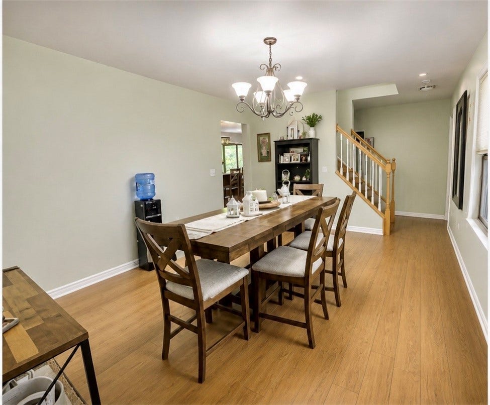 31 Sutton Ln, Washington, PA 15301