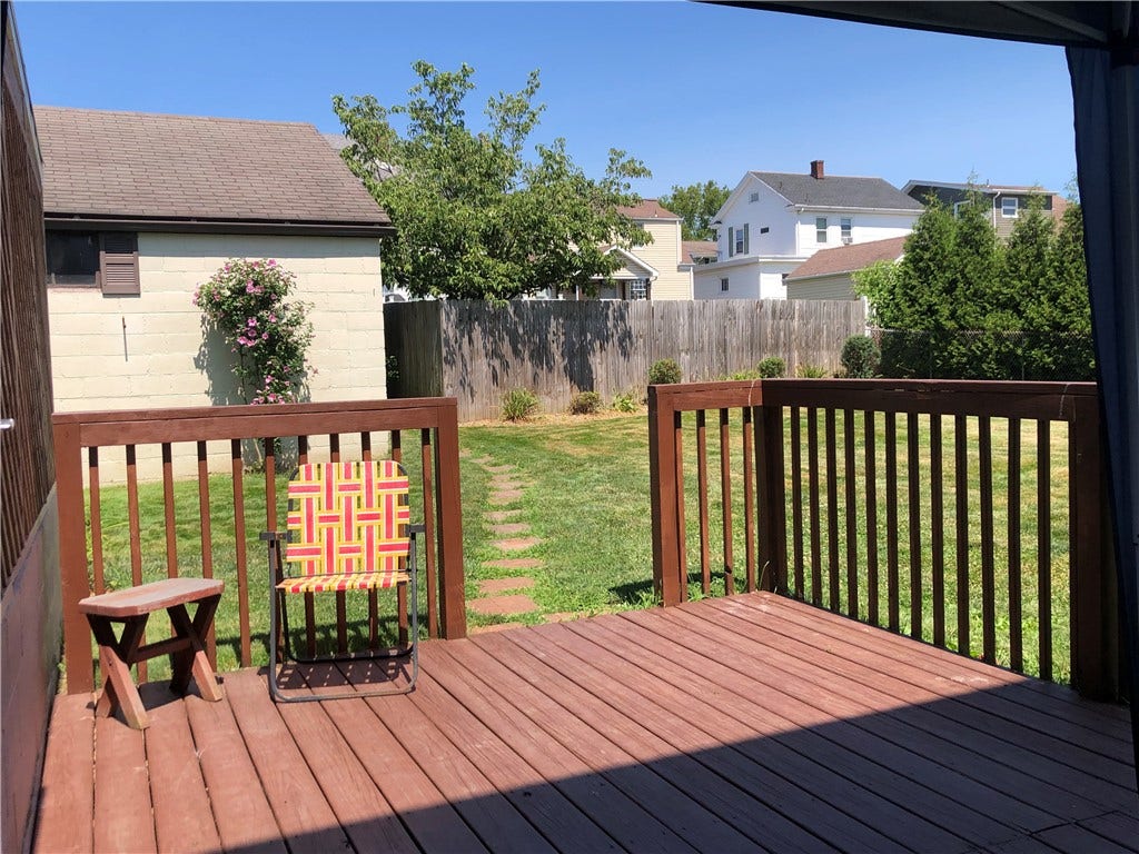 15 KENSINGTON CIRCLE, Uniontown, PA 15401