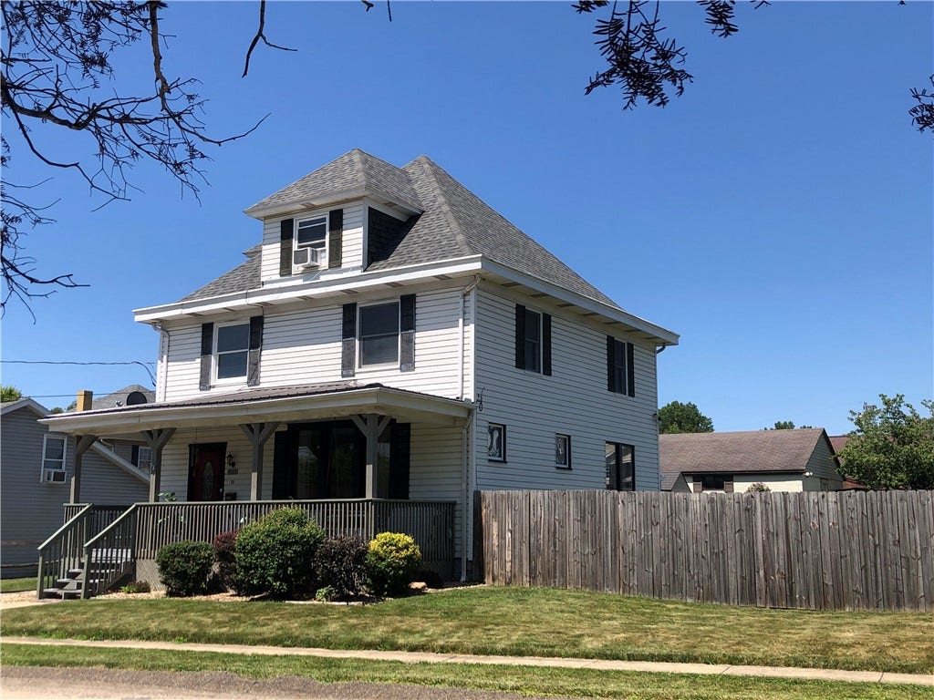 15 KENSINGTON CIRCLE, Uniontown, PA 15401