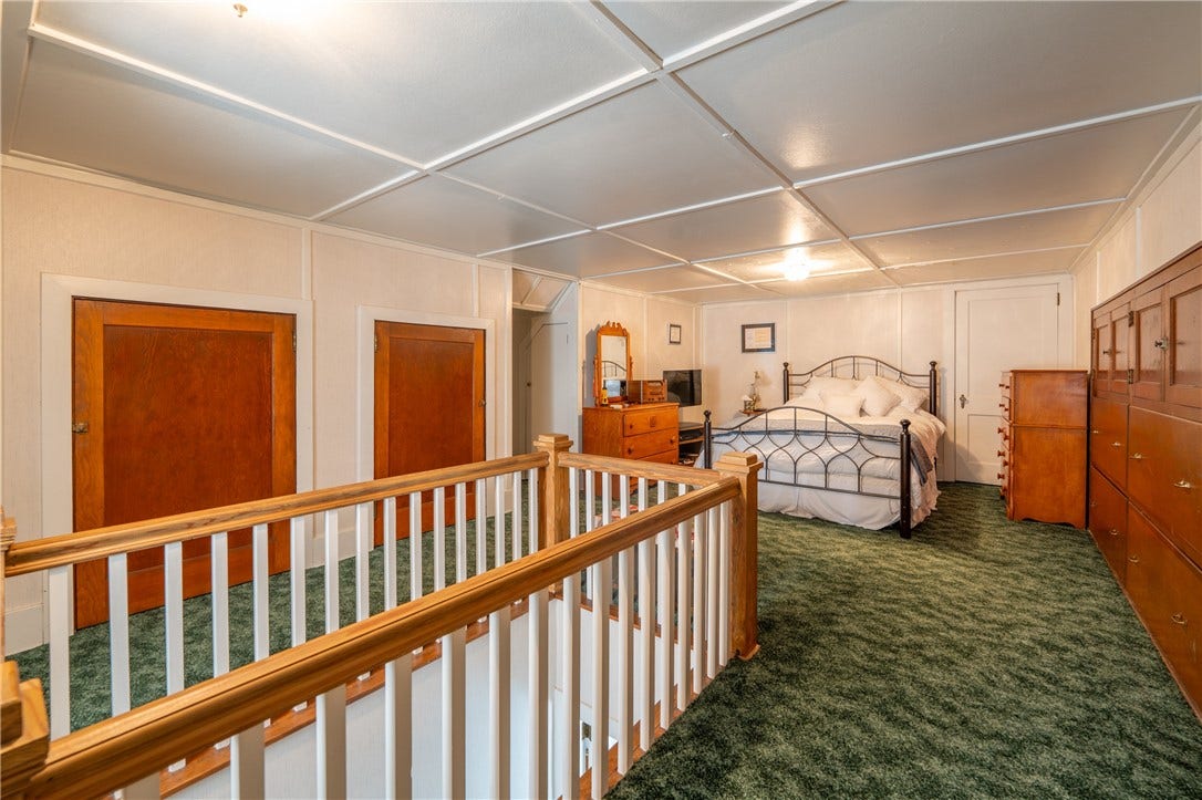 732 Spring St, Latrobe, PA 15650 732 Spring St, Latrobe, PA 15650