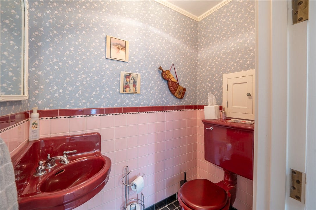 732 Spring St, Latrobe, PA 15650 732 Spring St, Latrobe, PA 15650
