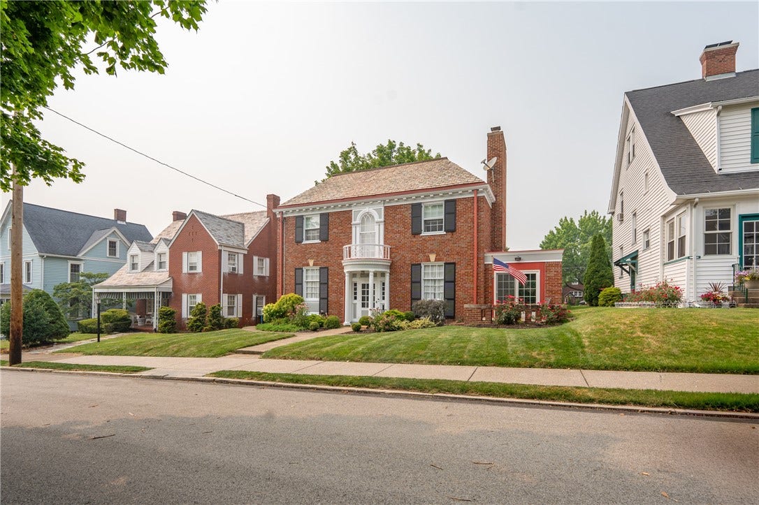 732 Spring St, Latrobe, PA 15650 732 Spring St, Latrobe, PA 15650