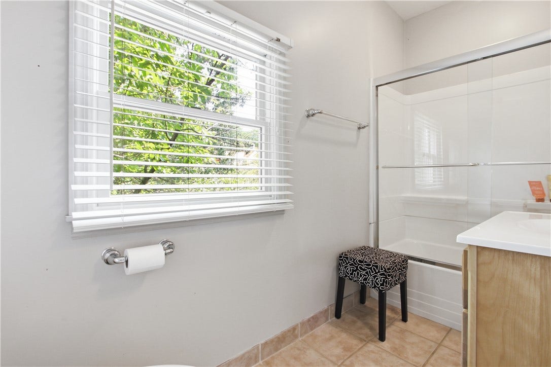 2072 Outlook Drive, Pittsburgh, PA 15241 The third bedroom enjoys the privacy of its own adjacent full bath.