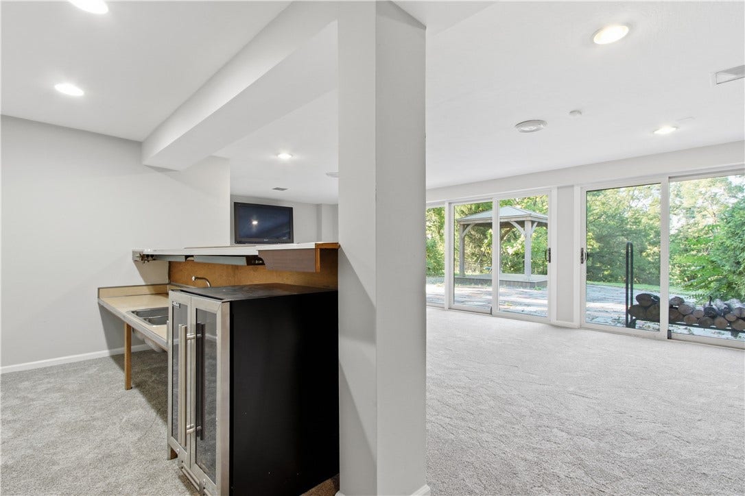 2072 Outlook Drive, Pittsburgh, PA 15241 Elegant lower-level retreat complete with a stylish wet bar.