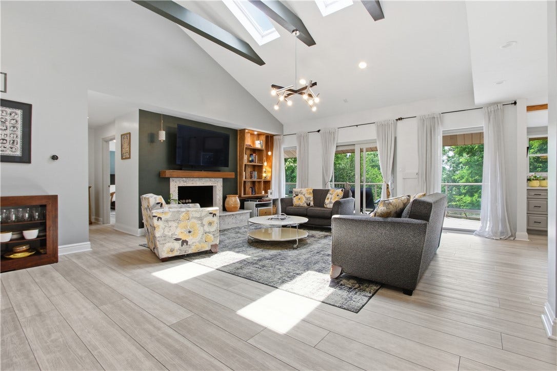 2072 Outlook Drive, Pittsburgh, PA 15241 Expansive living areas provide flexibility for both intimate evenings and large-scale entertaining.