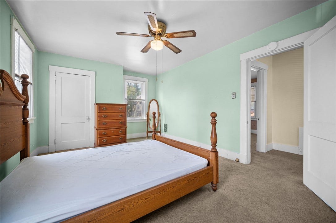 169 Allegheny Ave, Pittsburgh, PA 15202 Primary BR with ceiling fan/light and closet