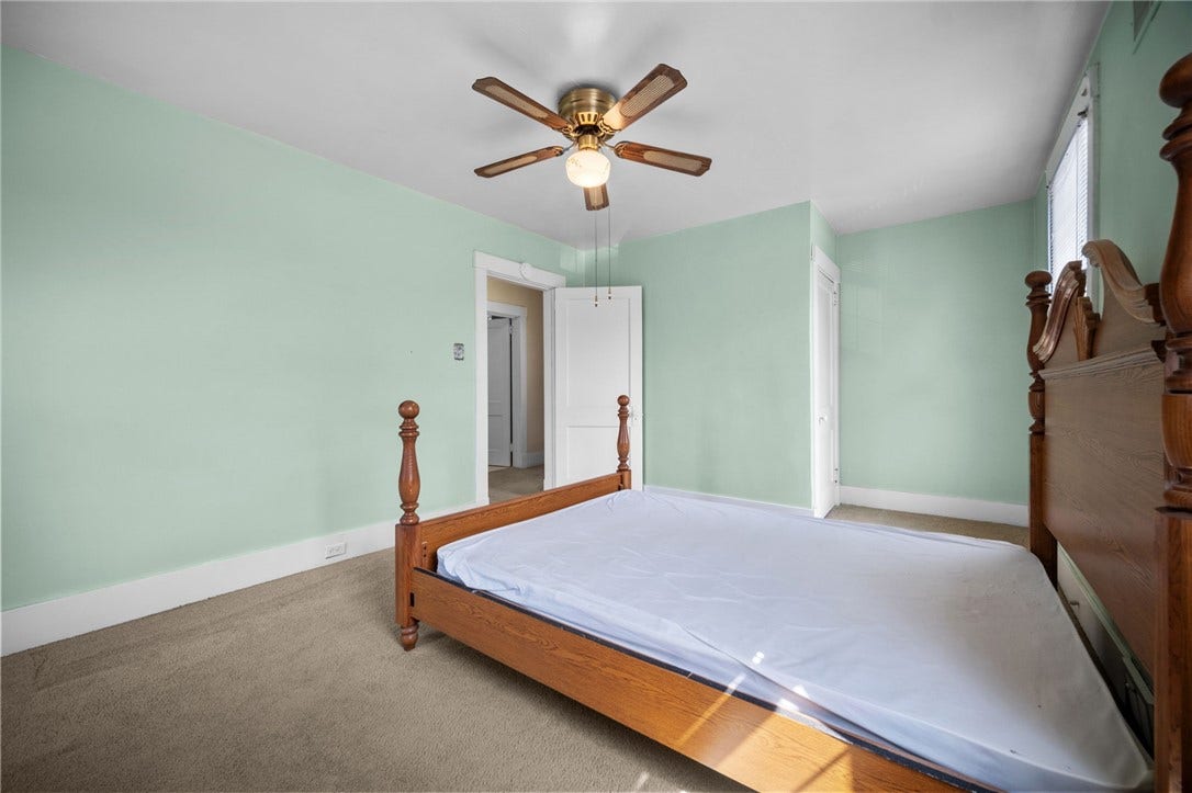 169 Allegheny Ave, Pittsburgh, PA 15202 Primary BR with ceiling fan/light and closet