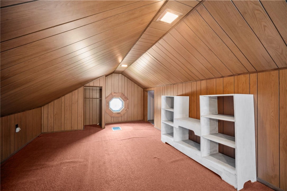 169 Allegheny Ave, Pittsburgh, PA 15202 BR3/Bonus Room on 3rd floor with large closets