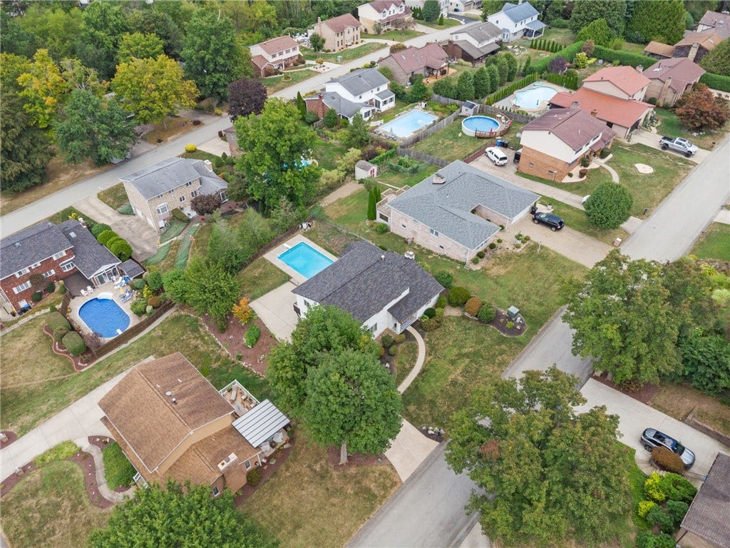 670 Vincent Drive, North Huntingdon, PA 15642