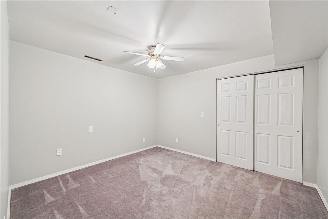 670 Vincent Drive, North Huntingdon, PA 15642