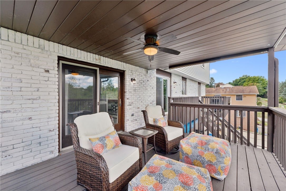 670 Vincent Drive, North Huntingdon, PA 15642