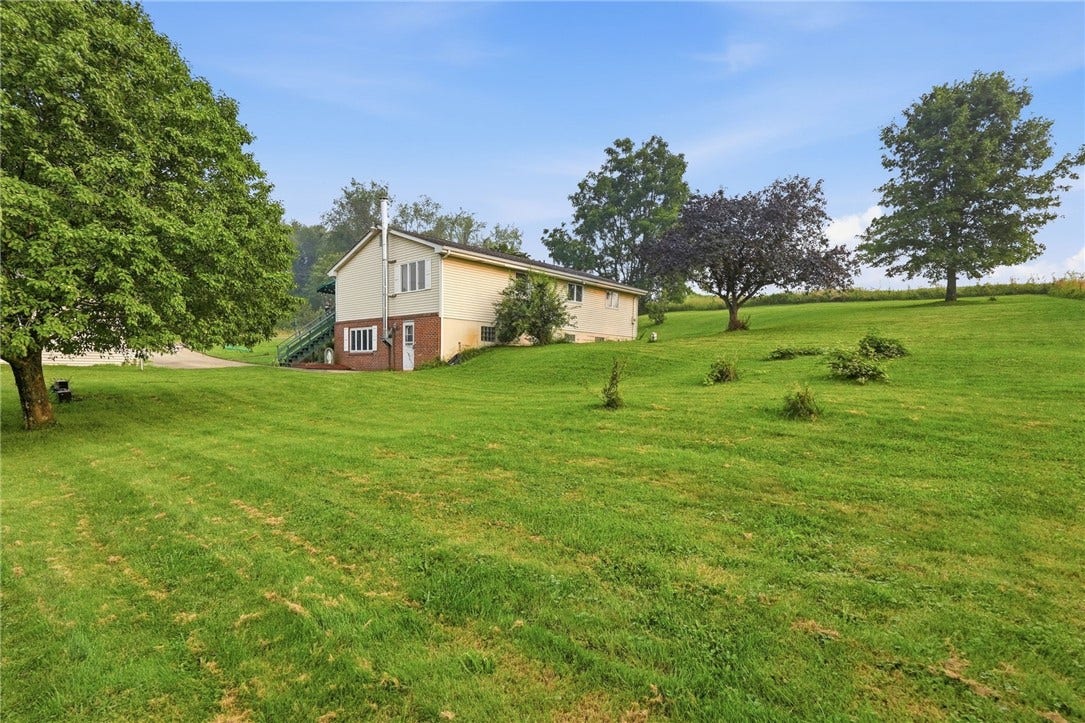 149 Bell Memorial Church Rd, Latrobe, PA 15650
