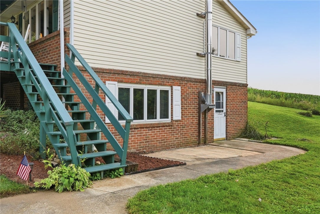 149 Bell Memorial Church Rd, Latrobe, PA 15650