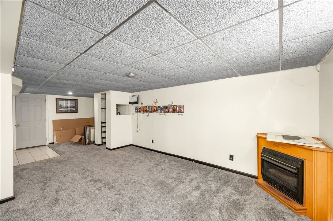 561 Anderson Ave, Pittsburgh, PA 15239 561 Anderson Ave, Pittsburgh, PA 15239