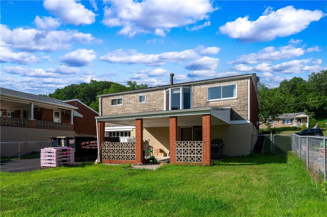561 Anderson Ave, Pittsburgh, PA 15239 561 Anderson Ave, Pittsburgh, PA 15239