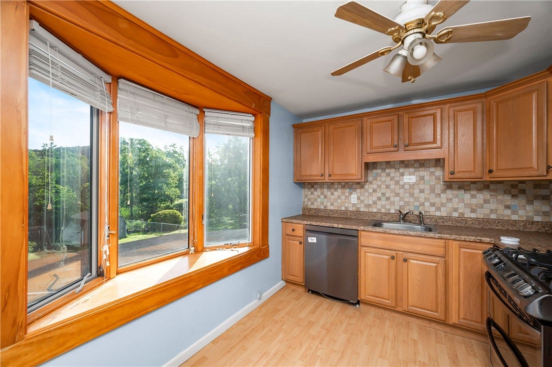 561 Anderson Ave, Pittsburgh, PA 15239 561 Anderson Ave, Pittsburgh, PA 15239