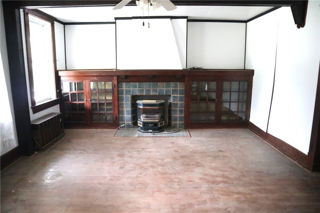 847 Old National Pike, Brownsville, PA 15417