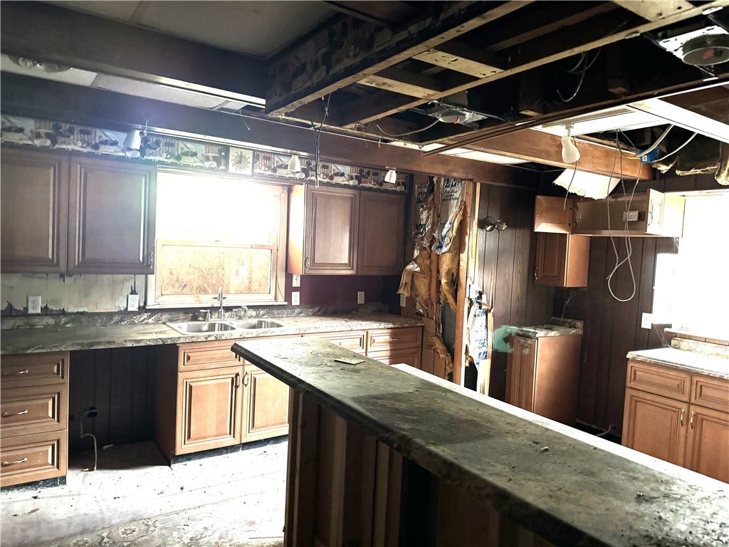 847 Old National Pike, Brownsville, PA 15417