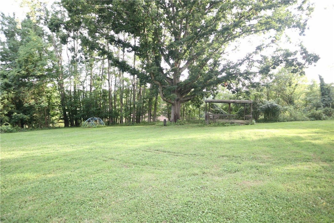 847 Old National Pike, Brownsville, PA 15417
