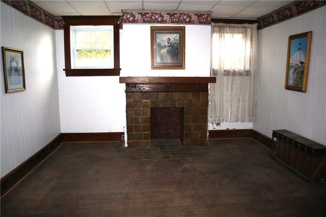 847 Old National Pike, Brownsville, PA 15417