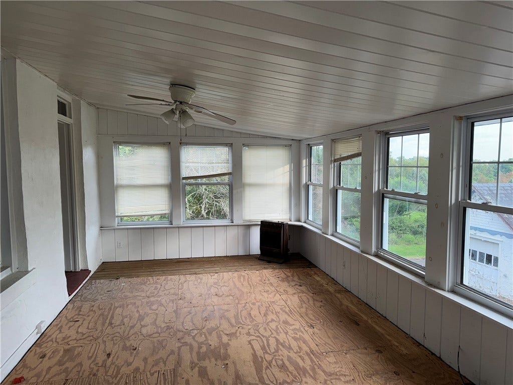 847 Old National Pike, Brownsville, PA 15417