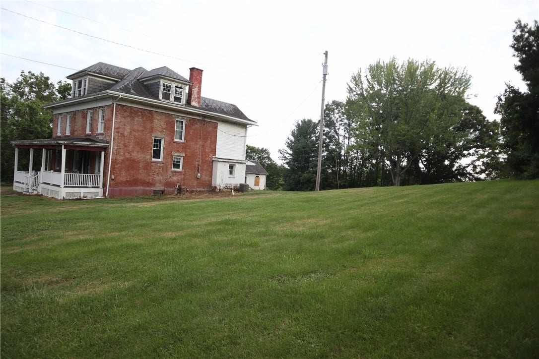 847 Old National Pike, Brownsville, PA 15417