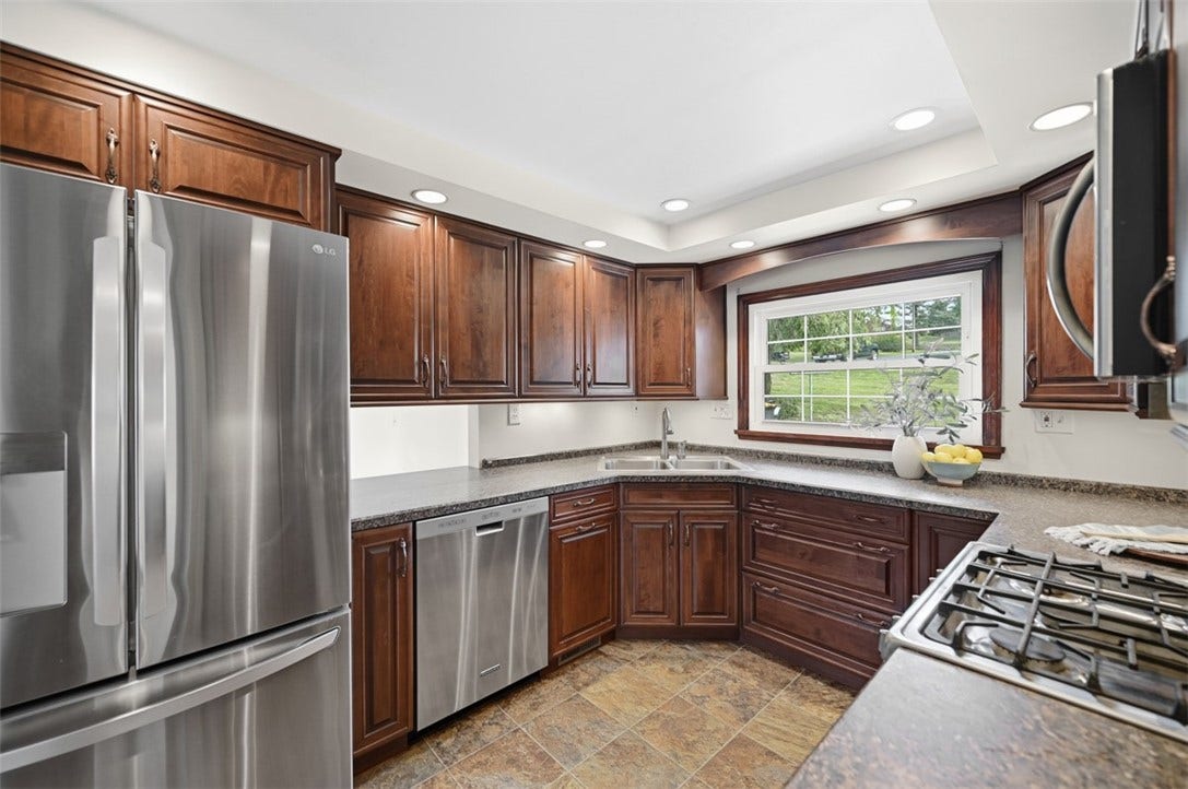 251 Horning Rd, Bethel Park, PA 15102