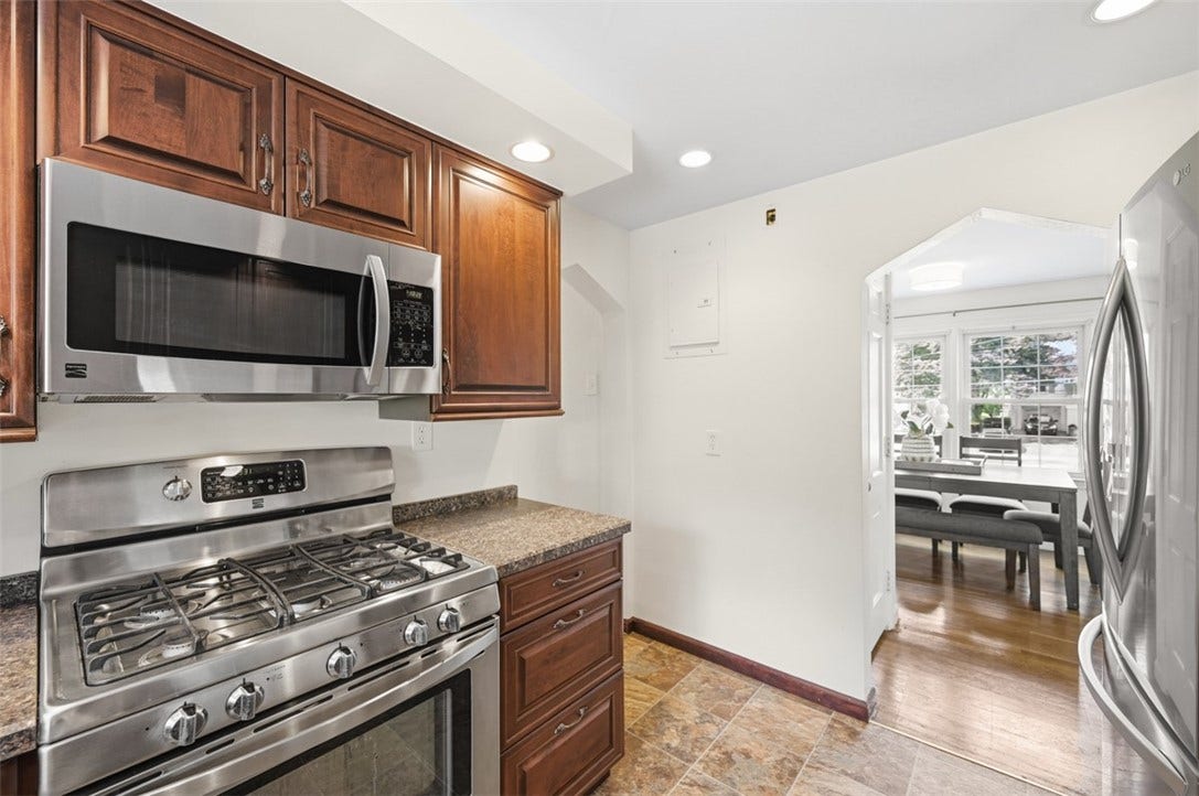 251 Horning Rd, Bethel Park, PA 15102