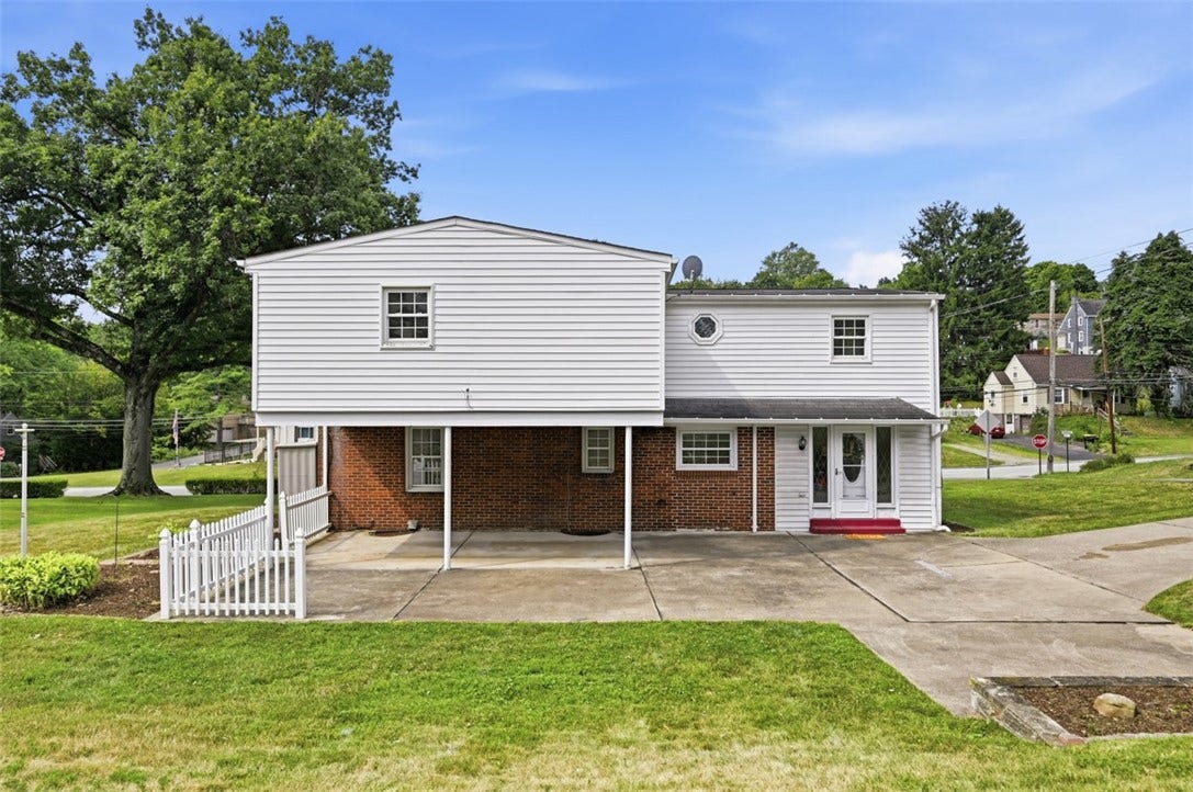 251 Horning Rd, Bethel Park, PA 15102