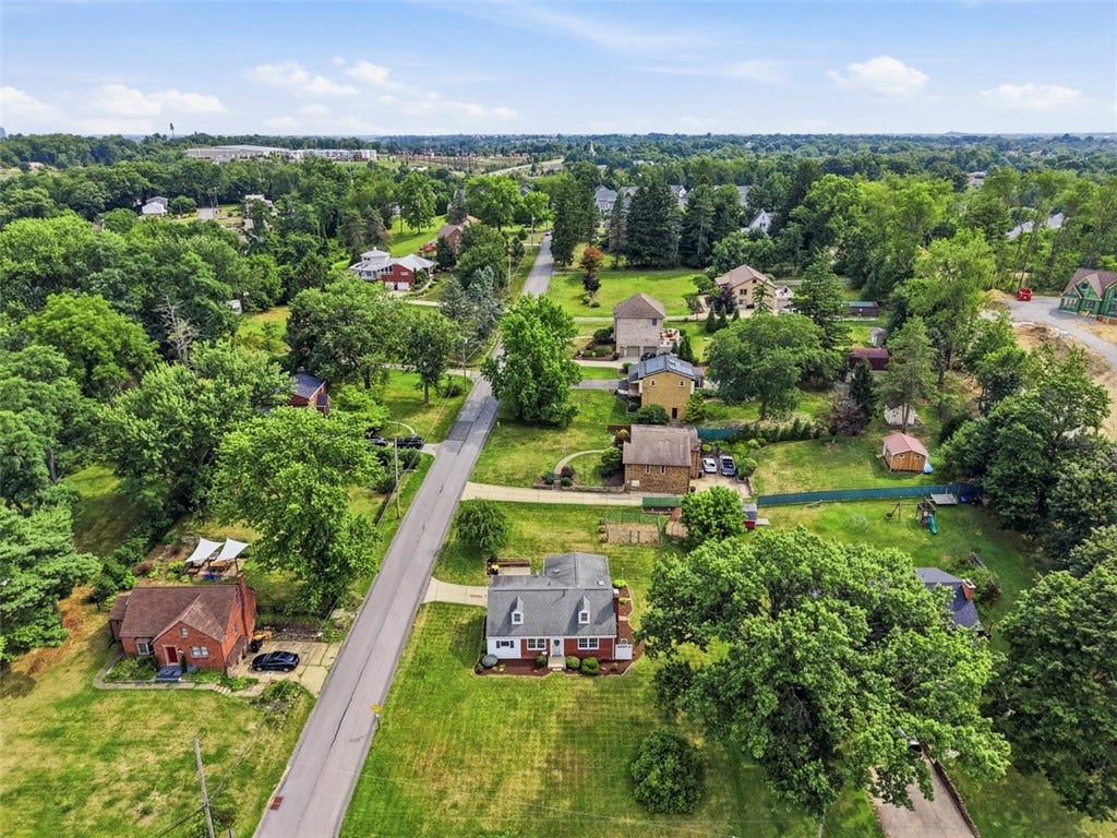 251 Horning Rd, Bethel Park, PA 15102