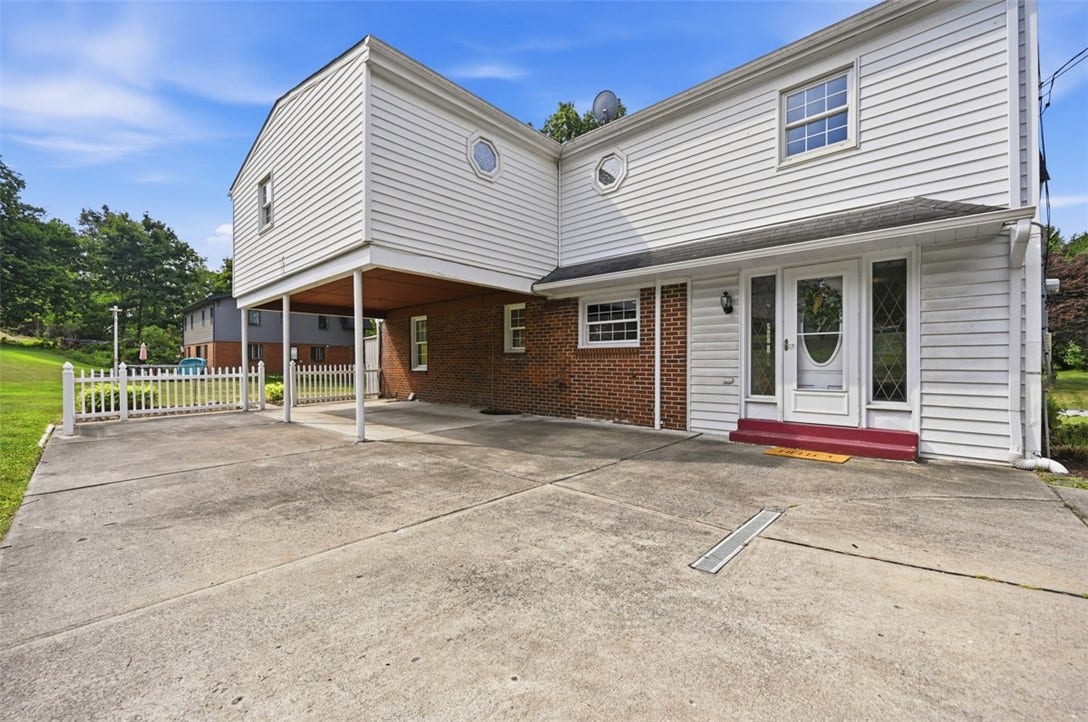 251 Horning Rd, Bethel Park, PA 15102