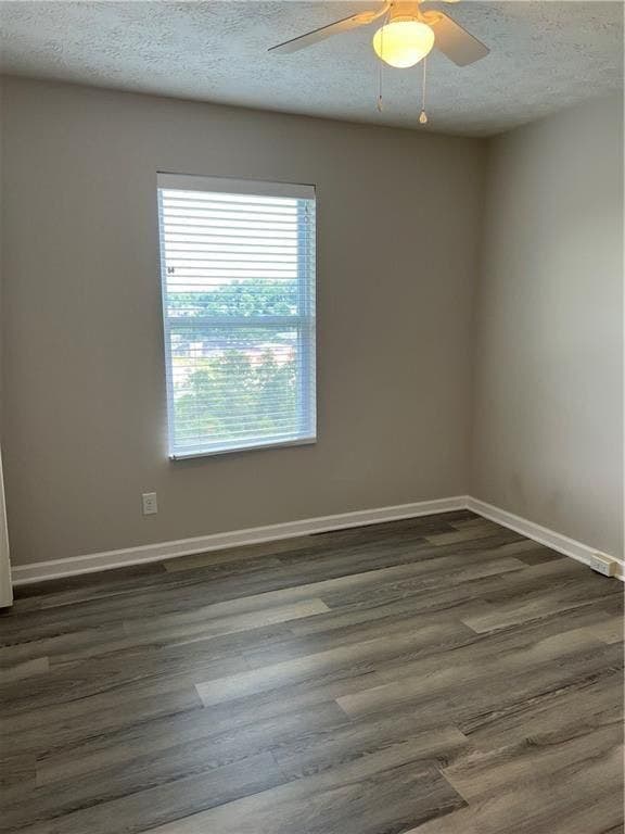 102 Alderwood Dr, Greensburg, PA 15601