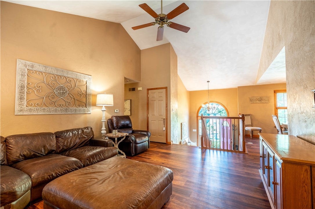 1519 Jennifer Court, Irwin, PA 15642