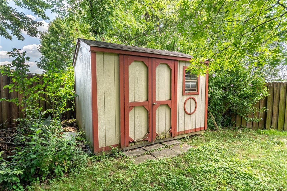 1519 Jennifer Court, Irwin, PA 15642