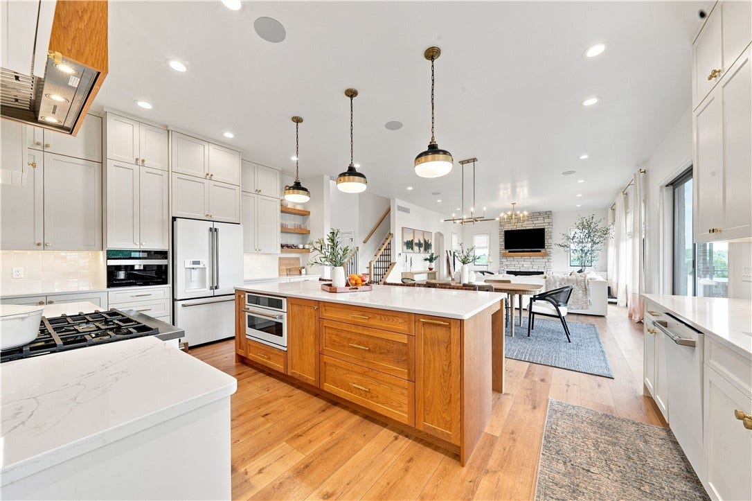 7509 Alvina Ct, North Huntingdon, PA 15642