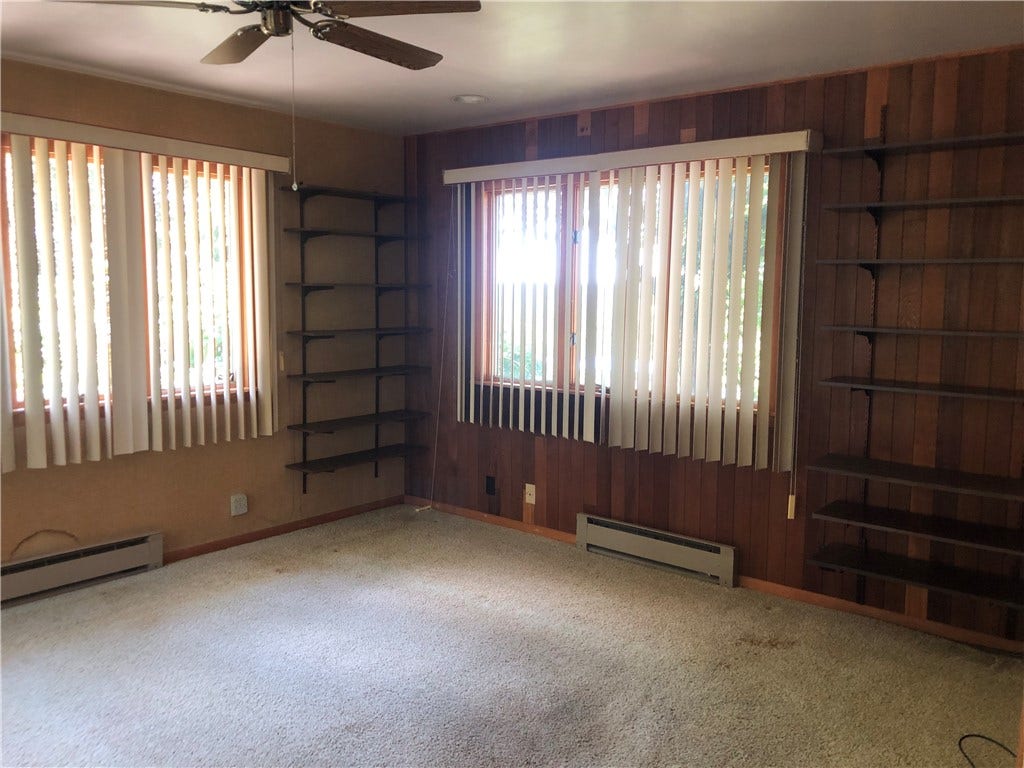 63 ROOSEVELT DR, Uniontown, PA 15401