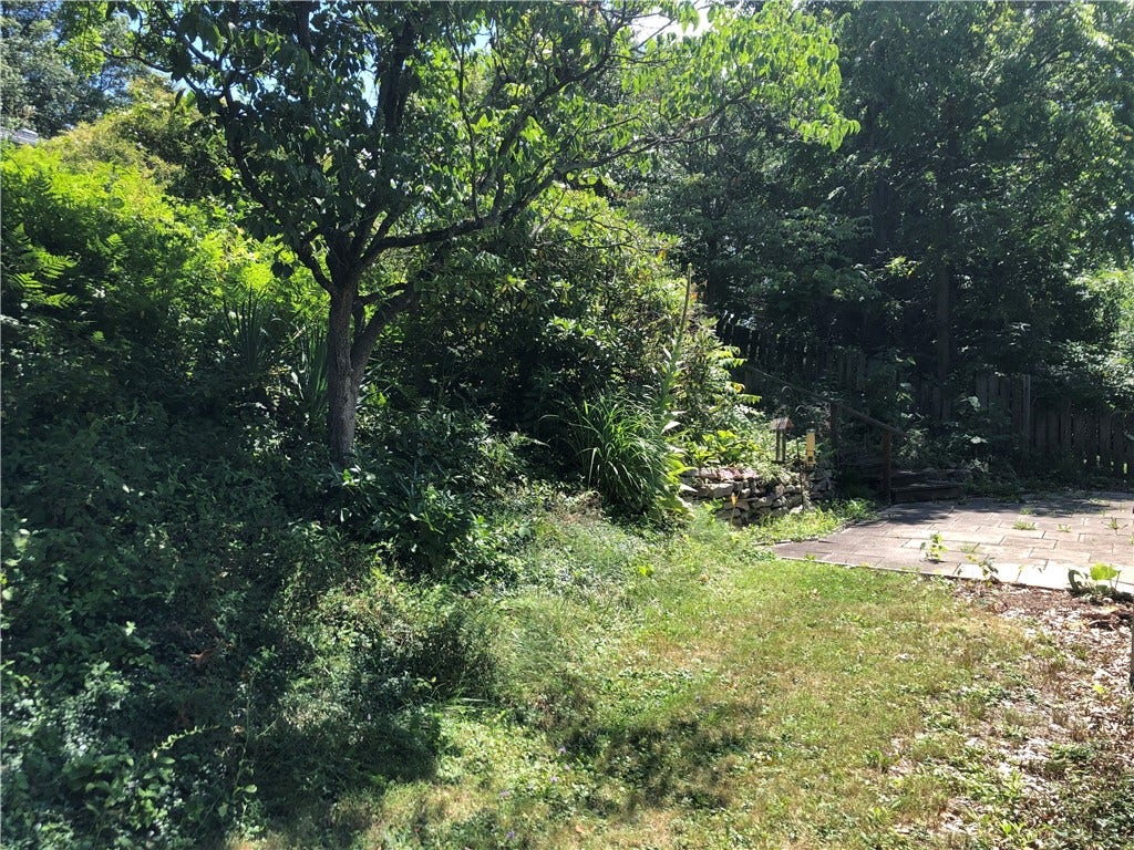 63 ROOSEVELT DR, Uniontown, PA 15401