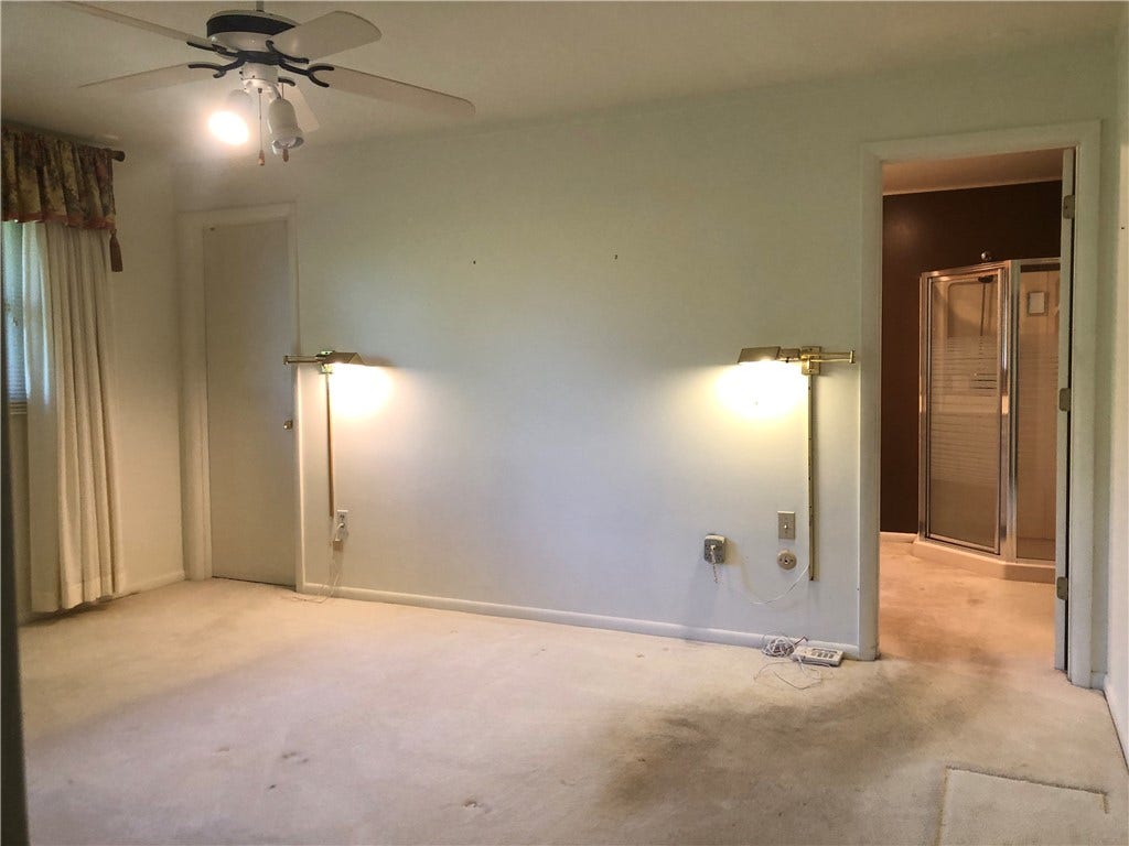 63 ROOSEVELT DR, Uniontown, PA 15401