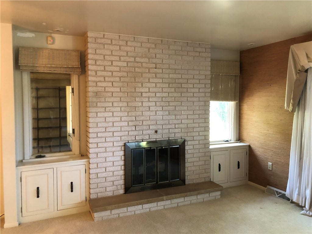 63 ROOSEVELT DR, Uniontown, PA 15401