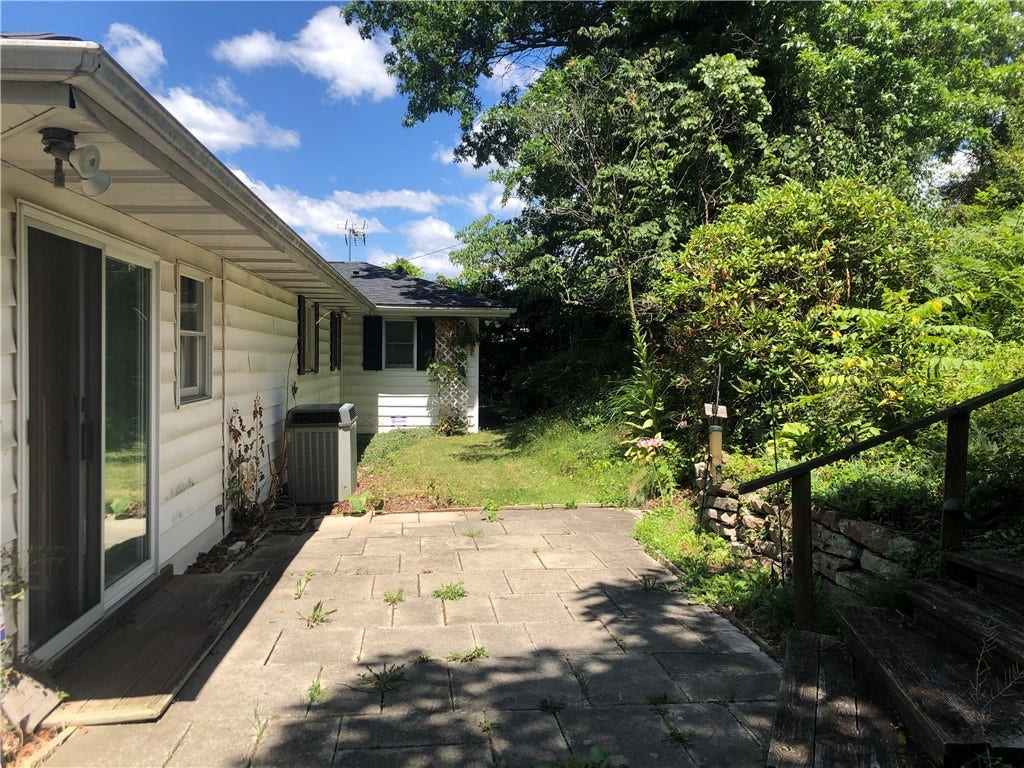 63 ROOSEVELT DR, Uniontown, PA 15401