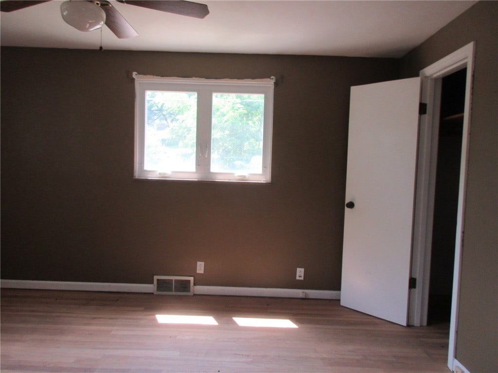 955 Buena Vista St, Washington, PA 15301