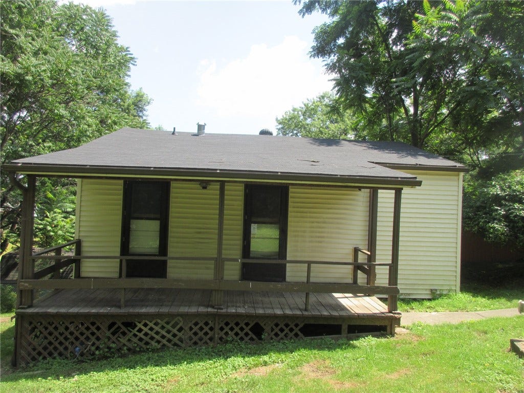 955 Buena Vista St, Washington, PA 15301