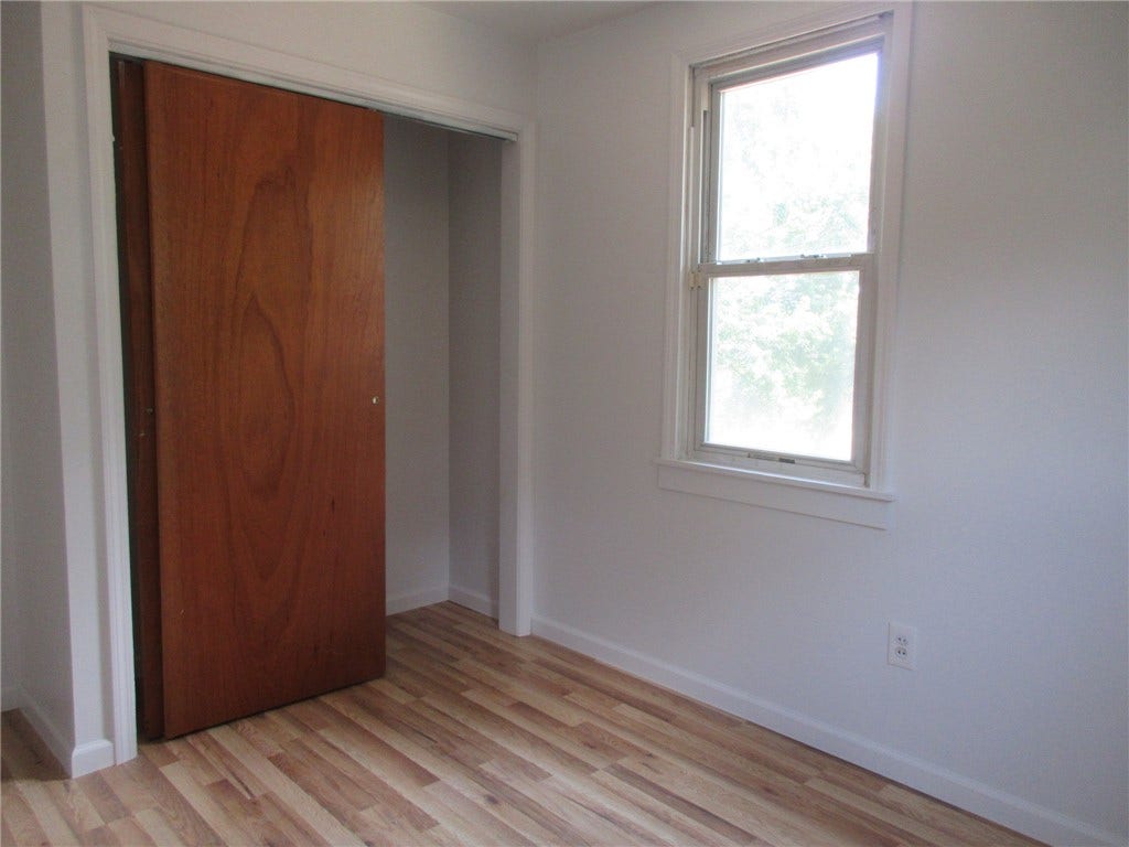 955 Buena Vista St, Washington, PA 15301
