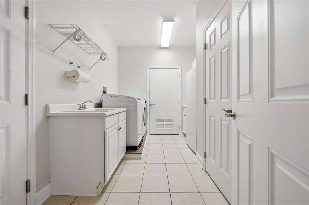 4001 Senate Court, Valencia, PA 16059