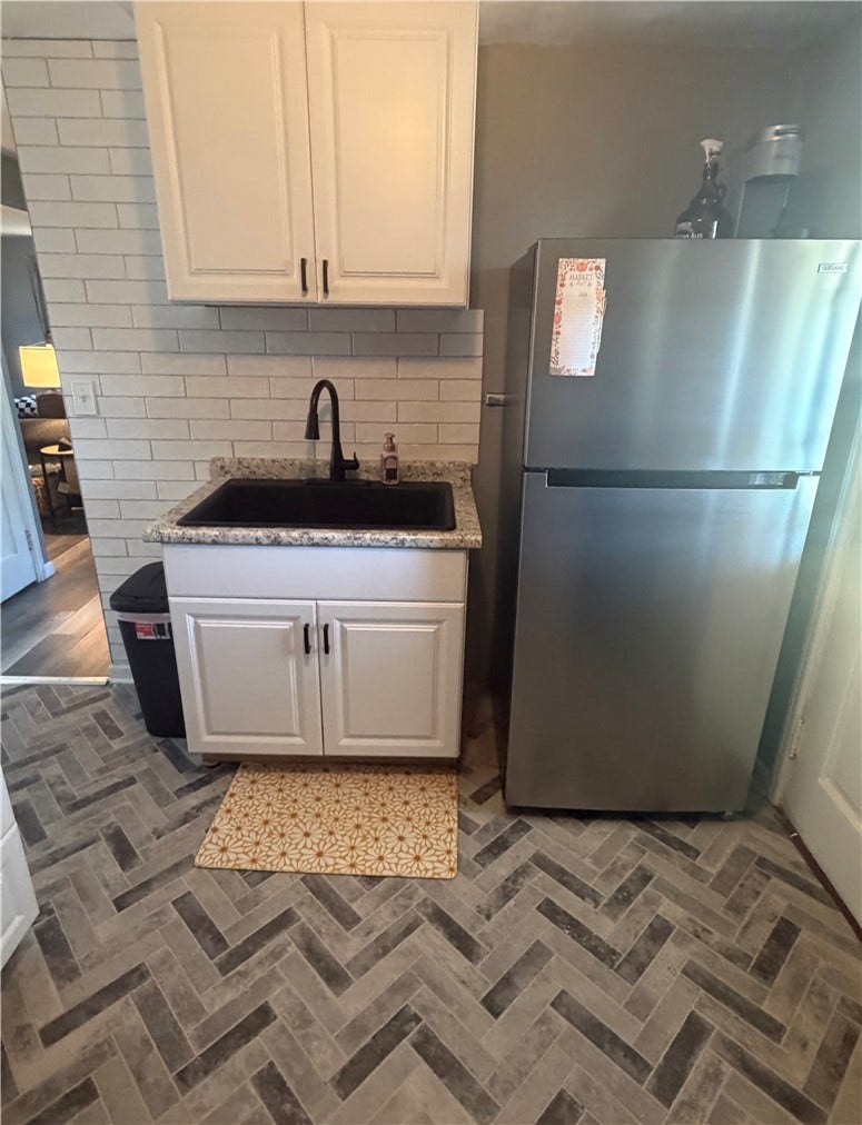 203 Westwood Ave, Masontown, PA 15461